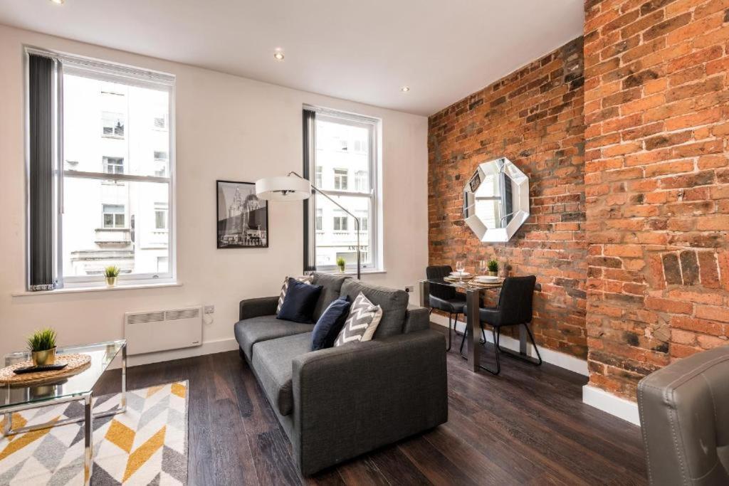Castle Street By Ustay Liverpool